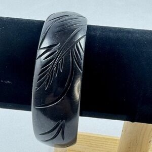 Vintage Black Carved Leaf Bakelite Bangle Bracelet Chunky Statement 7.75" 1930s